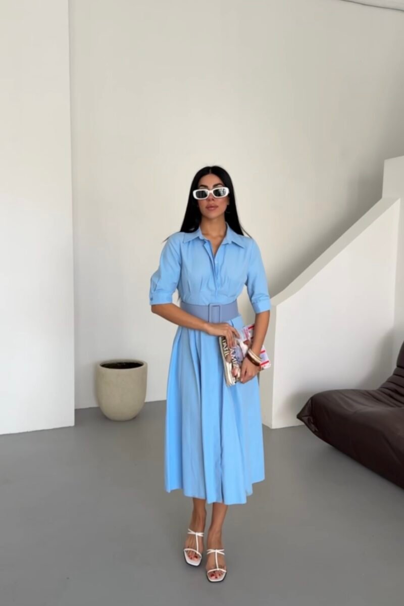 Blauwe jurk Blauwe jurk